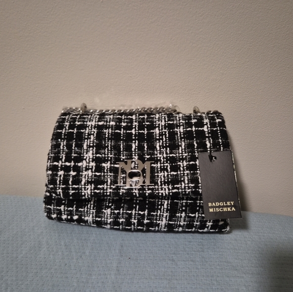 Badgley Mischka Handbags - Badgley Mischka Black and White Tweed Clutch